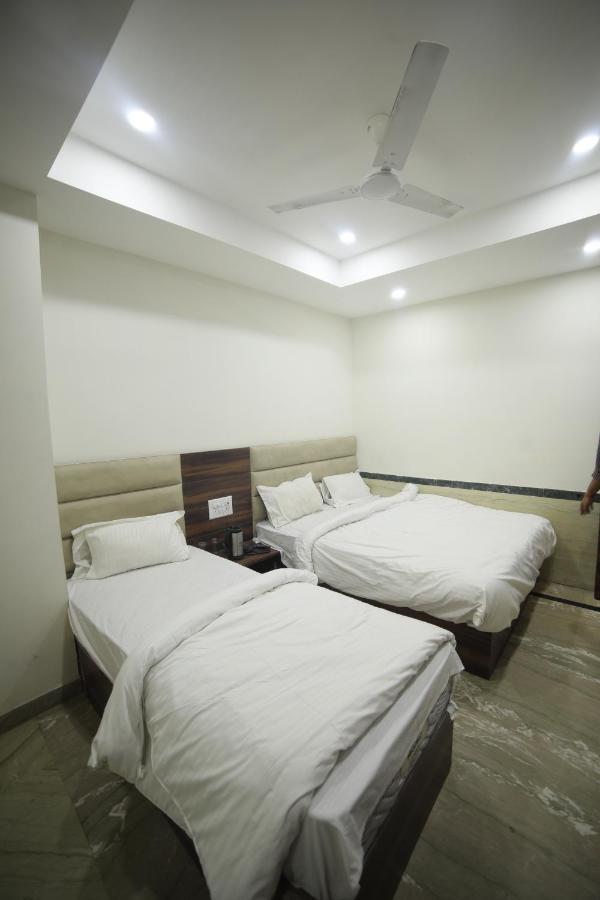 Hotel Shri Ram Residency Агра Экстерьер фото