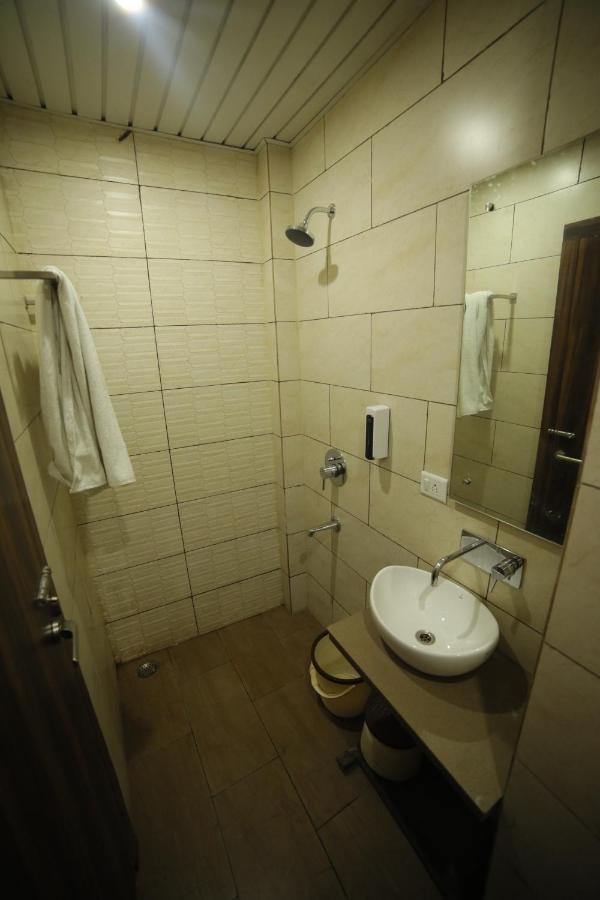 Hotel Shri Ram Residency Агра Экстерьер фото