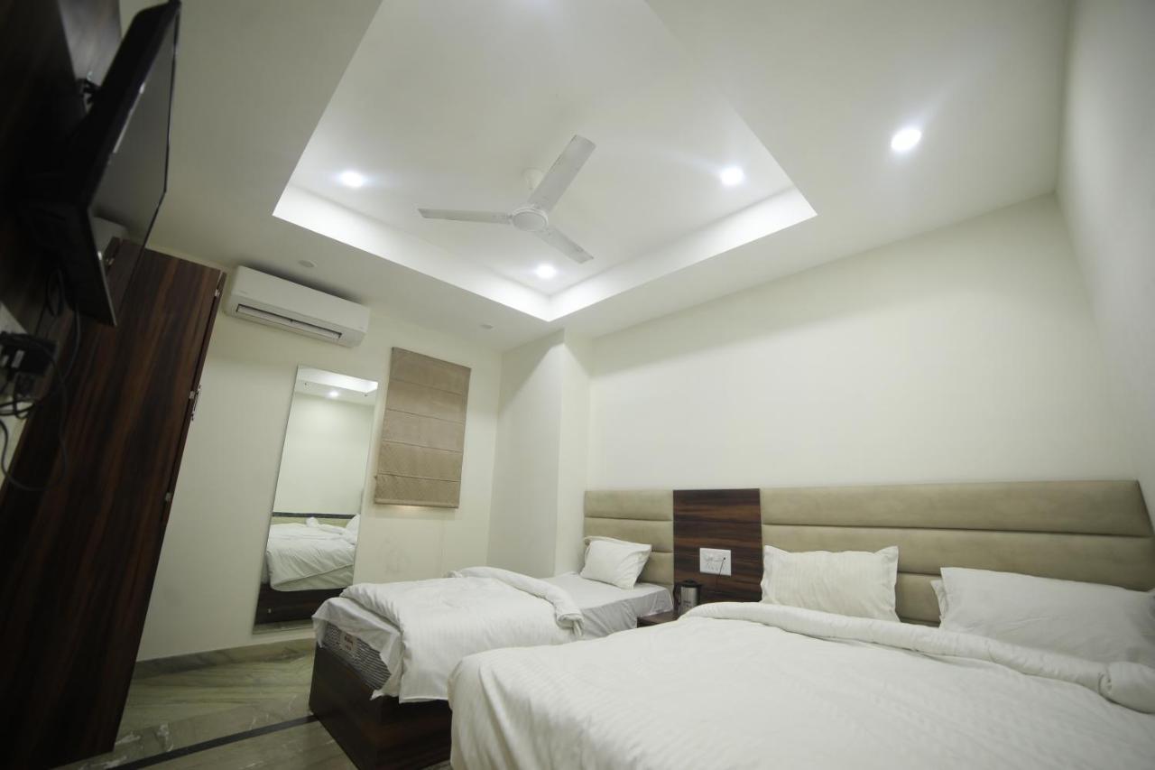 Hotel Shri Ram Residency Агра Экстерьер фото
